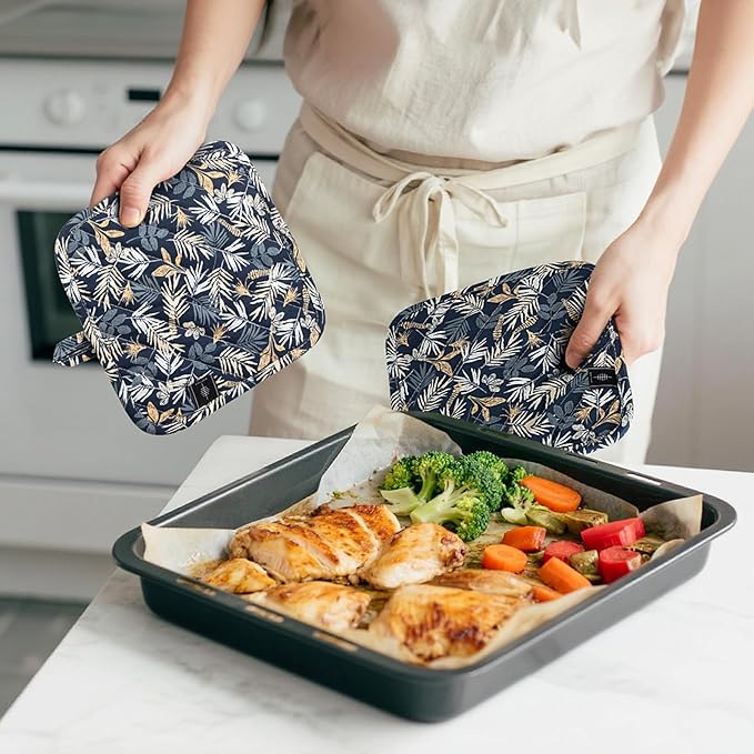 BONTHEE Pot Holders for Kitchen Heat Resistant Hot Pads for Countertops Oven Pot Holders Cotton Potholders for Kitchen Cooking Baking (Blue Leaves)
