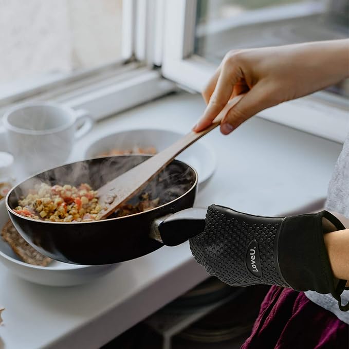 Kitchen Oven Gloves - Dual-Layer Heat Resistant Grilling Gloves, Silicone Oven Mitts with 5 Fingers, Waterproof Non-Slip Pot Holder for Barbecue, Cooking, Baking (Black Long)