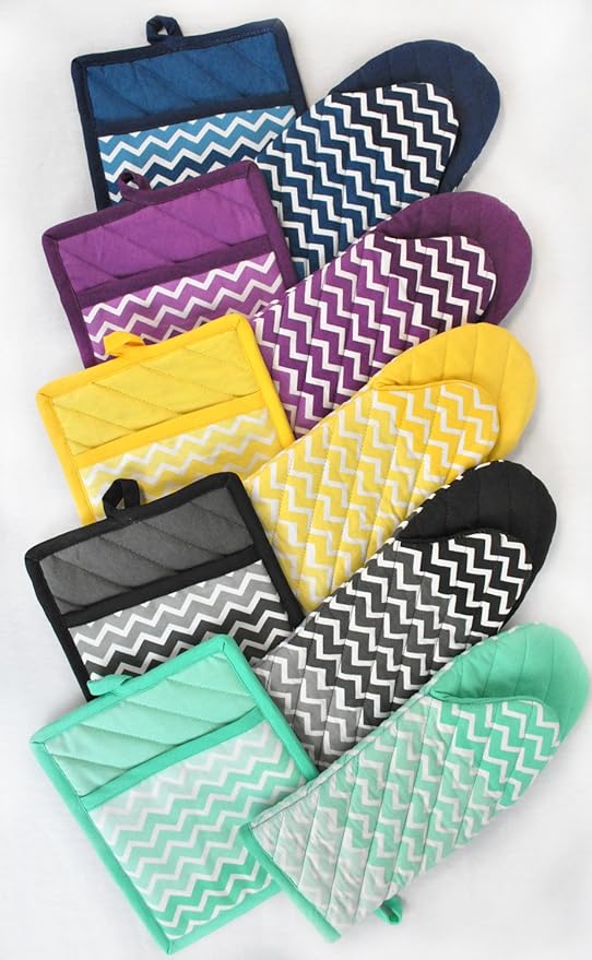 DII Quilted Kitchen Oven Mitt & Potholder Set, Hanging Loop for Convenient Storage, OM 6x13/PH 8x9, Ombre Yellow Chevron