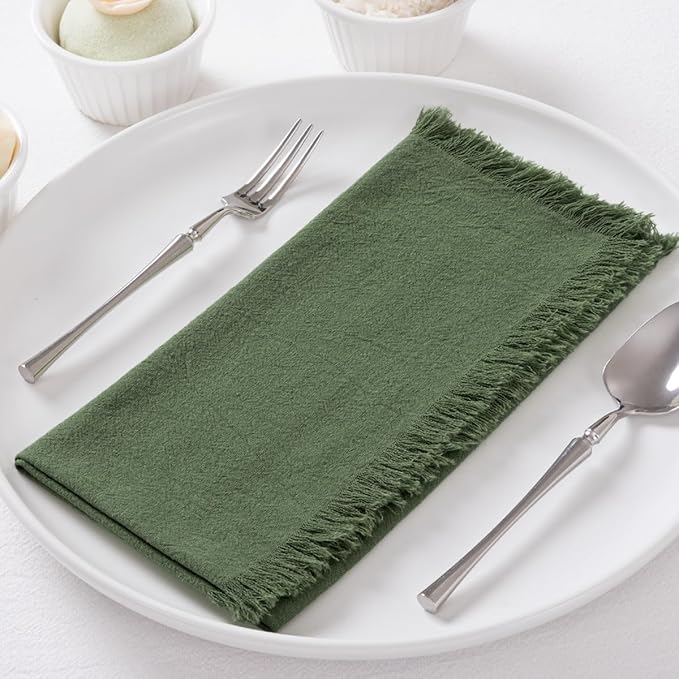 DeZerlor 6 Pack Olive Green Cotton Linen Napkins with Fringe Green Cloth Napkins Set of 6 Boho Handmade Dinner Table Napkins for Wedding Bridal Baby Shower Tea Party, 17 x 17 Inches