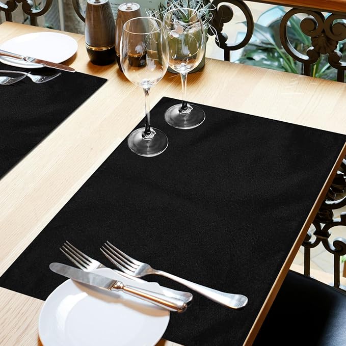 Cloth Placemats Set of 4, Cotton Linen Blend Machine Washable Double Layered Durable Place Mats Heat Resistant Placemats Wrinkle Free Thick Fabric Dining Table Mats (Black, 4)