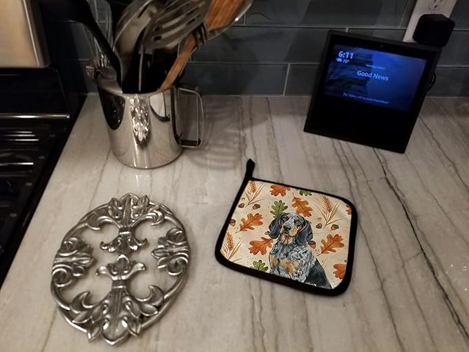 Caroline's Treasures Bluetick Coonhound Heirloom Fall Pair of Pot Holders Pair 7.5x7.5 Quilted Insulated Hot Pads Decorative Kitchen Gift Made in USA