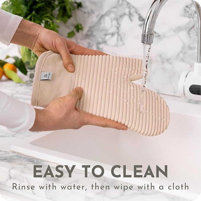 Extra Long Silicone Oven Mitts and Pot Holders Sets | Heat Resistant 500°F BPA-Free Food Grade Silicone Hot Pads & Kitchen Mittens | 4-Piece Set of Oven Gloves & Potholders for Kitchens.