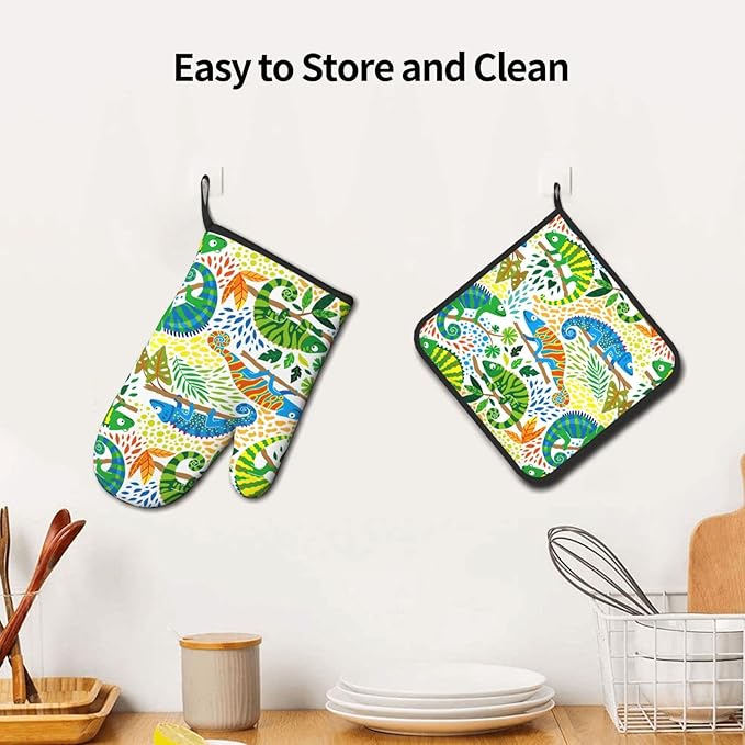 Cute Chameleon with Tropical Plants Oven Mitts and Pot Holders Heat Resistant Oven Mitts Safe for Baking Cooking BBQ