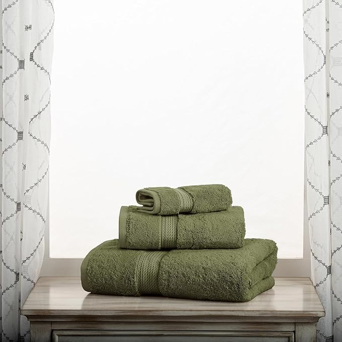 SUPERIOR Egyptian Cotton Pile 3 Piece Towel Set, Includes 1 Bath, 1 Hand, 1 Face Towel/Washcloth, Ultra Soft Luxury Towels, Thick Plush Essentials, Guest Bath, Spa, Hotel Bathroom, Forest Green