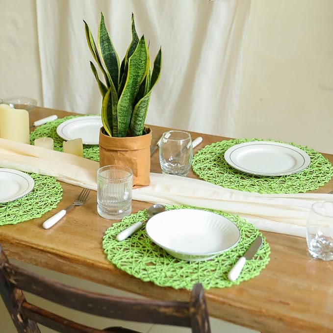 AHHFSMEI Paper Braided Round Placemats Set of 8 Natural Non-Slip Heat Resistant Table Mats for Dining Tables Woven Indoor Outdoor Place mats(Light Green,8)