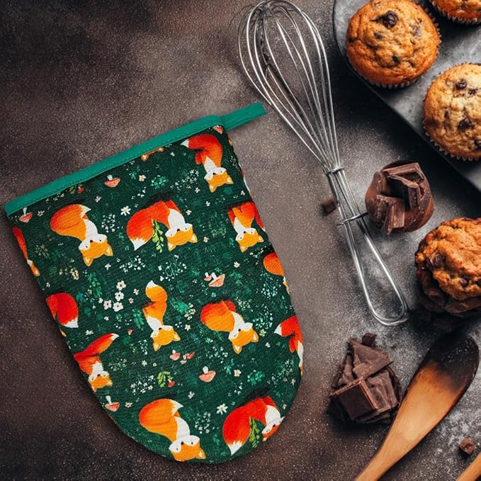 Fox Oven Mitts, High Heat Resistant Kitchen Oven Gloves, Mini Silicone Oven Mitts, Non-Slip Grip Surfaces and Hanging Loop for Grilling, Baking, Cooking and Microwave, Gift