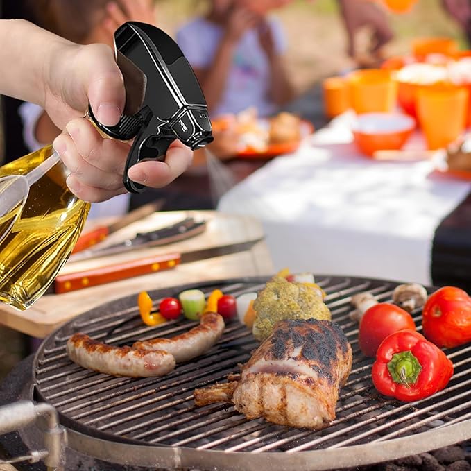 Oil Sprayer, Oil Sprayer for Cooking 240ml Sealed with High-Pressure Nozzle Adjustable Push-Type Spray Bottle with Non-slip Base & Handle for Oils, Vinegars, Cooking