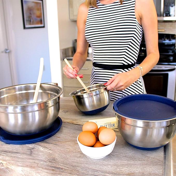 Stainless Steel Mixing Bowls with Lids and Non Slip Bases (Set of 5, Blue)