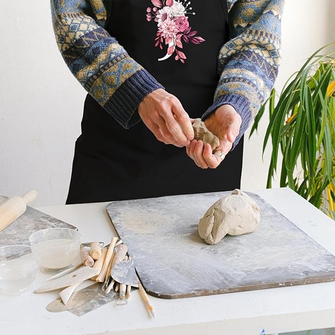 Personalized Aprons for Women with Pockets, Cute Aprons for Women Chef Baking, Cooking Gifts for Mom Birthday