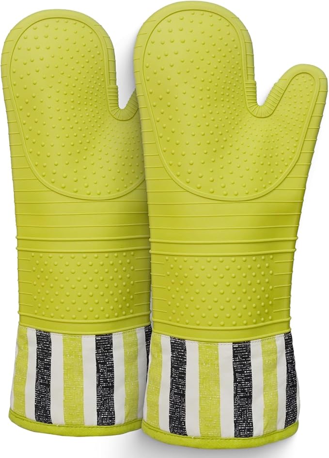 RED LMLDETA Heat Resistant 550 Degree Oven mitt, Silicone Oven Hot Mitts - 1 Pair, Extra Long Professional Baking Oven Gloves - Food Safe,Pot Holders Cooking,Grilling,Kitchen (Vanilla)