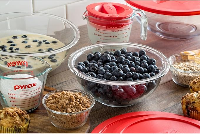 Pyrex 3 Piece Glass Mixing Bowl Set with 1, 1.5, 2.5 Quart Mixing Bowls for Kitchen, Baking, and Storage, Microwave, Freezer, and Dishwasher Safe , Proudly Made in the USA