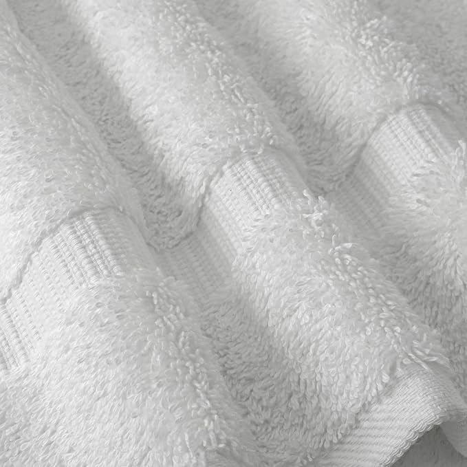 Chakir Turkish Linens | Hotel & Spa Quality 100% Cotton Luxury Turkish Towels | Soft & Absorbent (30x60 Inches Extra Large Bath Towels, Set of 4 - White)