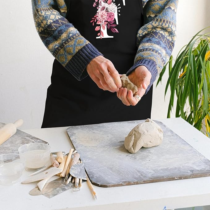 Personalized Aprons for Women with Pockets, Cute Aprons for Women Chef Baking, Cooking Gifts for Mom Birthday