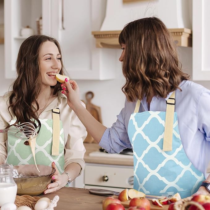 2 Pieces Aprons for Women with Pockets, Cotton Linen Waterproof Kitchen Cooking Aprons, Chef Apronfor Men Women with Adjustable Neck Strap and Long Ties(Green/Blue)
