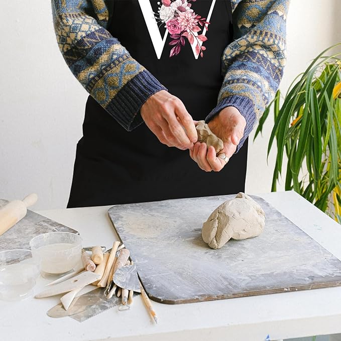 Personalized Aprons for Women with Pockets, Cute Aprons for Women Chef Baking, Cooking Gifts for Mom Birthday