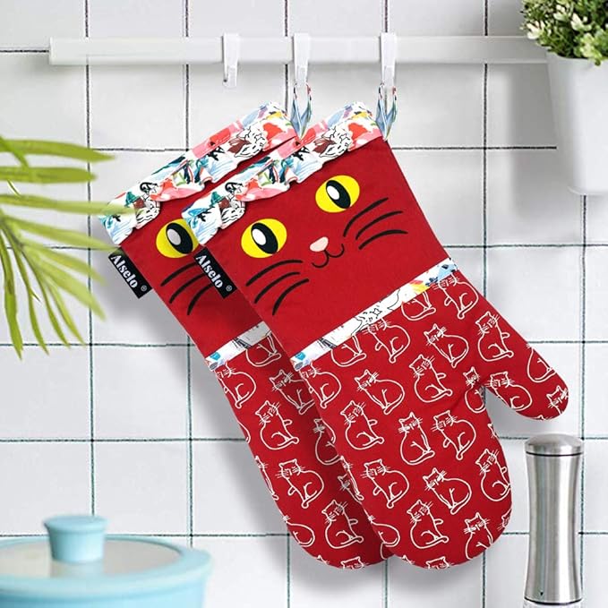 Alselo Oven Mitts, Heat Resistant with Soft Quilted Cotton Lining Set of 2, Fashion Animal Design with Silicone Printing Anti-Slip Kitchen Gloves for Safe Backing Cooking Barbecue (Red 2)
