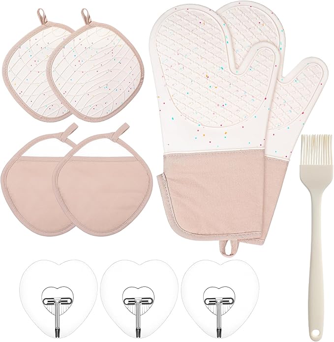 7 Pcs Kitchen Oven Mitts and Pot Holders Sets, Silicone Oven Mittens Potholders Heat Resistant 500°F Cotton Lining Non-Slip Cute Mitts with Hook Up & Oil Brush for Kitchens Cooking Baking BBQ (Cream)
