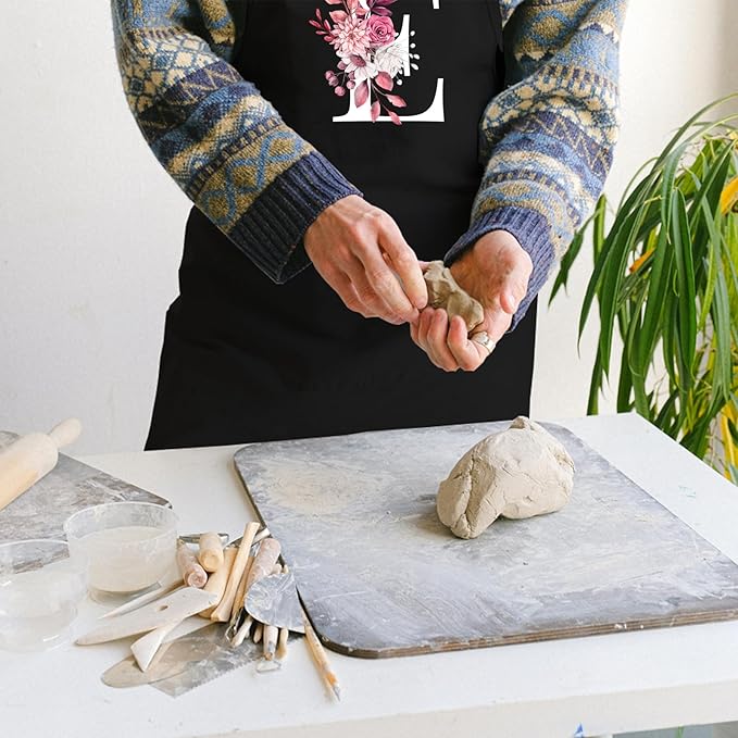 Personalized Aprons for Women with Pockets, Cute Aprons for Women Chef Baking, Cooking Gifts for Mom Birthday