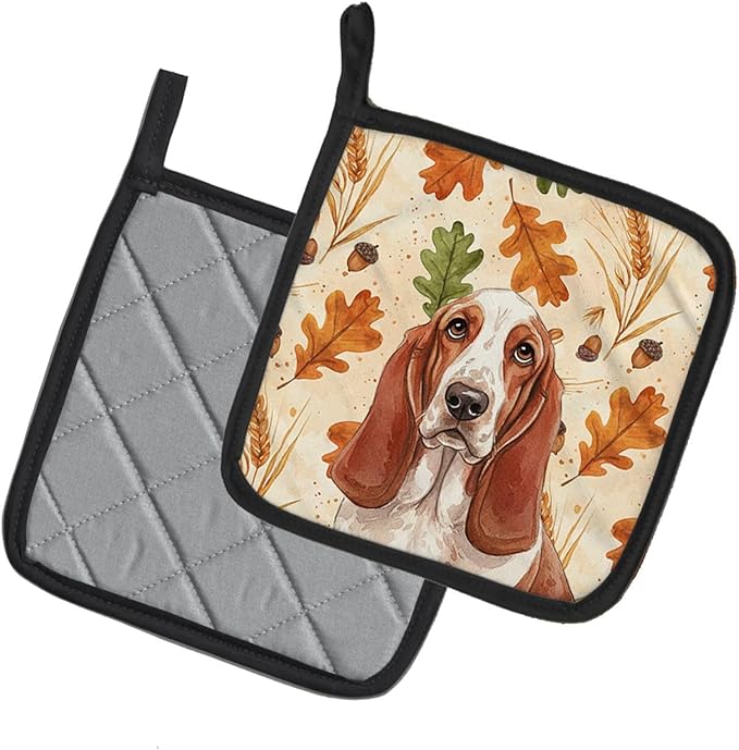 Caroline's Treasures Red and White Basset Hound Heirloom Fall Pair of Pot Holders Pair 7.5x7.5 Quilted Insulated Hot Pads Decorative Kitchen Gift Made in USA