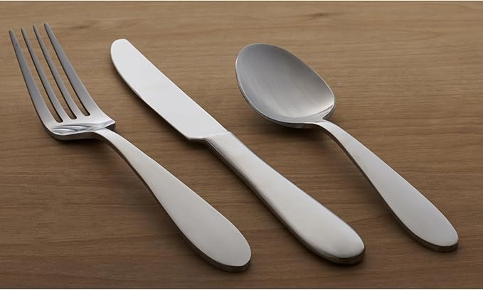 Oneida Silverware Set, Vale Everyday Flatware Dinner Spoons Set Of 6, Service For 6, Soup Spoon, 18/0 Stainless Steel, 7.1 x 1.5-Inch, Dinner Spoon Sets, Dining Spoons (6-Piece, Silver)