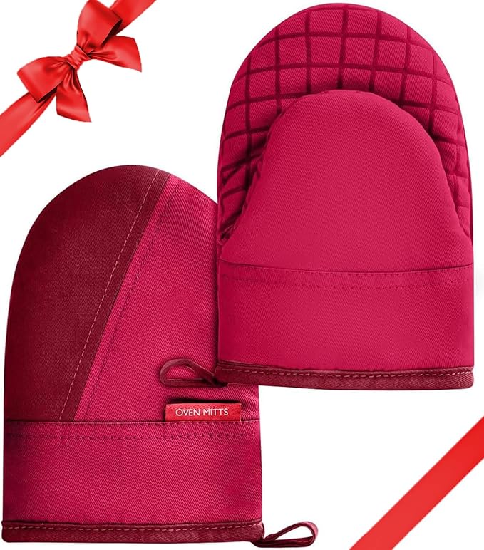 Mini Oven Mitts, Kitchen Oven Gloves Kitchen Mittens 500 Degrees Heat Resistant Baking Gloves, Non-Slip Silicone Surface with Hanging Loops Hot Gloves for Cooking, Baking, BBQ 1 Pair-Red