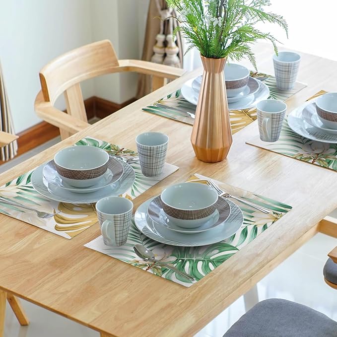 Giwawa 4PCs Tropical Palm Leaf Placemats Summer Green Brown Banana Leaves Decorative Linen Table Mat 12"x18" Hawaiian Monstera Flowers Heat Resistant Washable Place Mats for Kitchen Dining