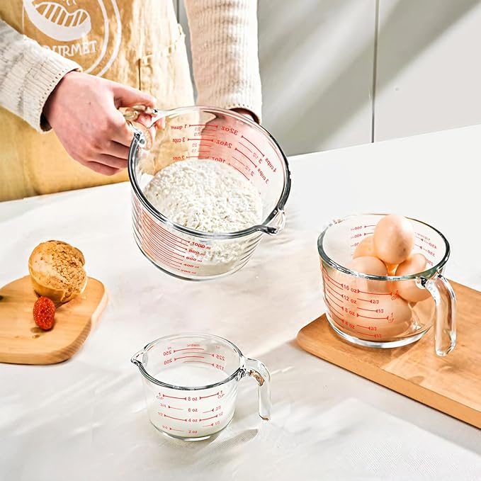 KOMUEE 4 Piece Glass Measuring Cups Set, 5 Oz, 1-Cup, 2-Cup, 4-Cup Liquid Measuring Cups with Lids for Kitchen, Freezer and Microwave Safe