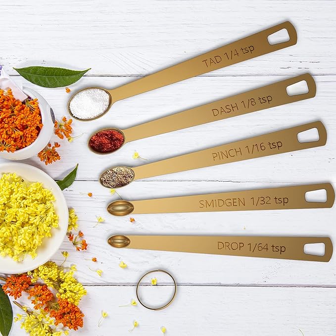 Wildone Copper Plated Measuring Cups & Spoons Set of 21 - Includes 7 Stainless Steel Nesting Measuring Cups, 8 Measuring Spoons, 1 Leveler & 5 Mini Measuring Spoons, Ideal for Dry & Liquid Ingredients