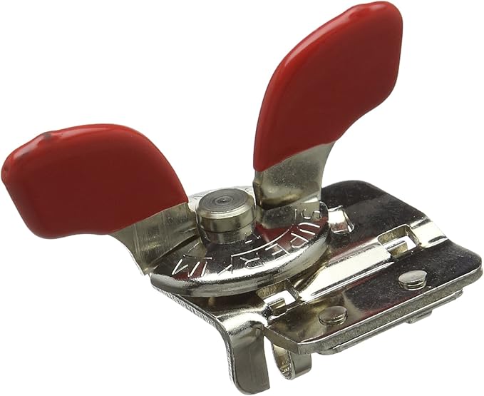 Nogent Super Kim Safety Can Opener, Made in France, Leaves No Sharp Edges, Red