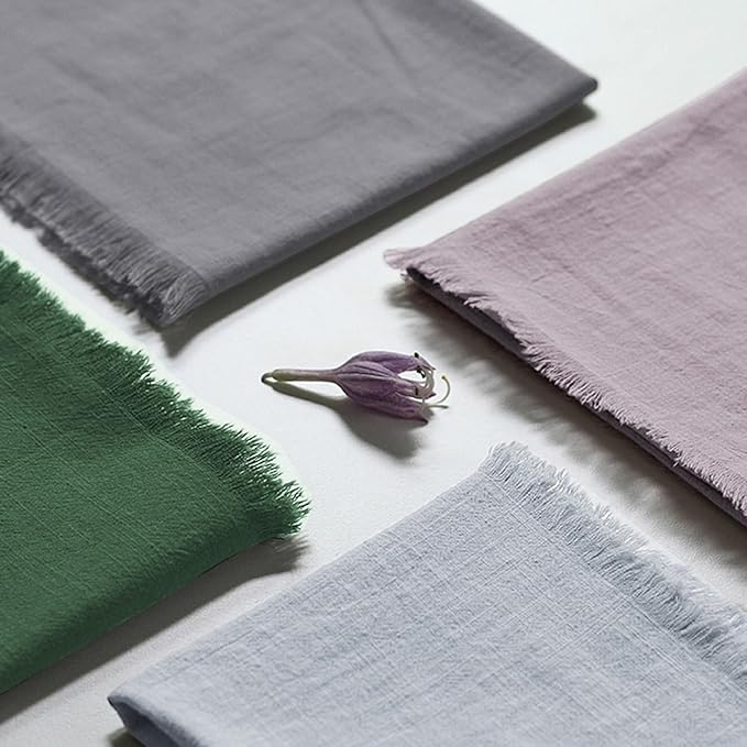 Handmade Cloth Napkins 100% Cotton Napkins with Fringe，Delicate Handmade Cloth Napkins for Dinners, Parties, Weddings and More，18 x 18 Inch Set of 4 - Light Grey