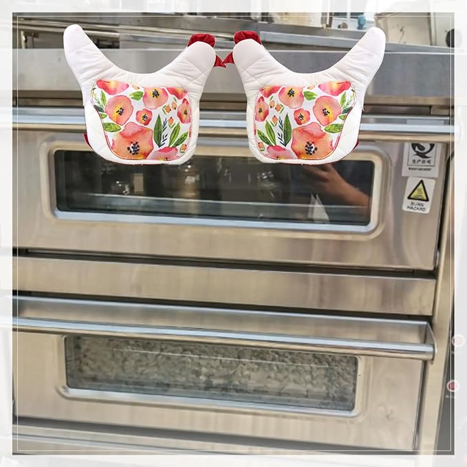 Farmhouse Chicken Oven Mitts Set of 2, Heat Resistant Quilted Pot Holders Kitchen Gloves Rustic Farmhouse Kitchen Decor, Cute Chicken Lover Gift for Cooking & Baking