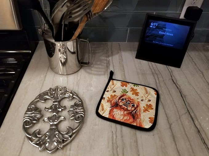 Caroline's Treasures Red Pekingese Heirloom Fall Pair of Pot Holders Pair 7.5x7.5 Quilted Insulated Hot Pads Decorative Kitchen Gift Made in USA