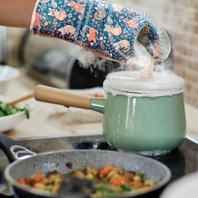 Oven Mitts Set of 2 with Transparent Clear Silicone Shell and Nice cat Printing Cotton Lining, Heat Resistant to 500 F Kitchen Oven Gloves Pot Holder for Cooking (Navy, Cat, Oven Mitts)