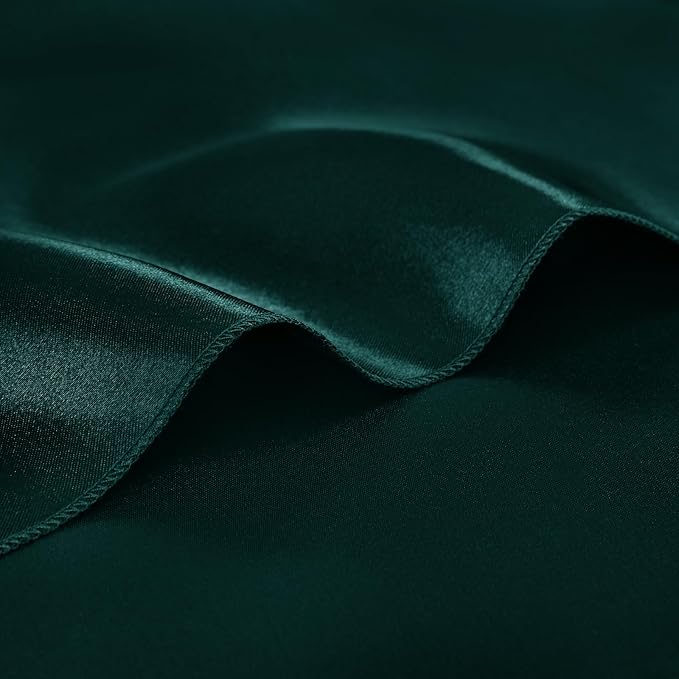 KKJIAF 50 Pack Hunter Green Square Satin Napkins 17x17 Inch Soft Smooth Cloth Napkins，Silky Table Napkin for Wedding Banquet Party Decoration