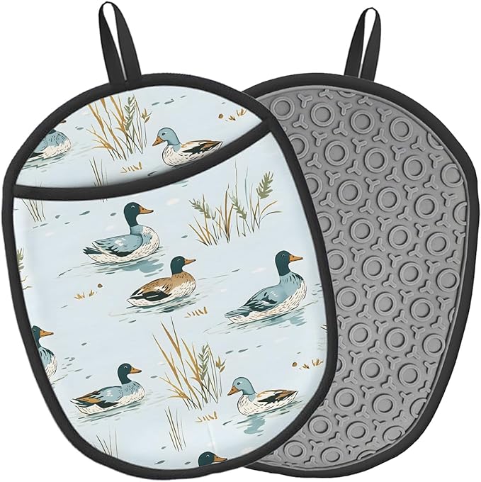Duck Silicone Pot Holders Set of 2, Heat Resistant up to 500°F, Non-Slip Kitchen Hot Pads with Pocket and Soft Quilted Cotton Lining for Baking, Cooking and Hot Pots