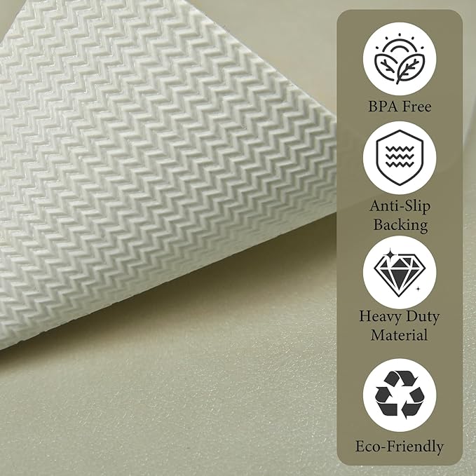 Vinyl Placemats Set of 4-12x17 Inch - Heat Resistant Washable Place Mats Waterproof Non-Slip Wipeable Table Mats for Dining Table Decor, Indoor/Outdoor Plastic Mat