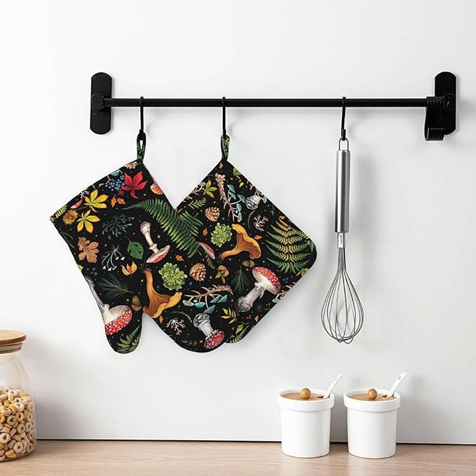 Mushroom Oven Mitts and Pot Holders Sets Silicone Mushrooms Kitchen Mitts Potholders Heat Resistant 4Pcs Oven Gloves Hot Pads for Kitchen Baking Cooking BBQ Grilling