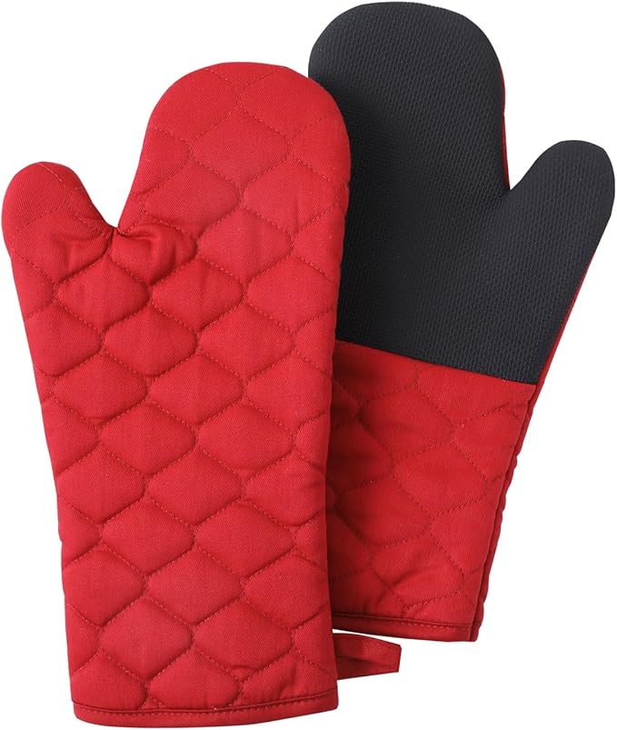 Glynniss Heat Resistant Oven Mitts, 2 Pcs of Silicone Oven Mits, Non-Slip Grip Surfaces Kitchen Gloves for Cooking, Machine Washable with Hanging Loops Oven Gloves (7x13 inches, red)