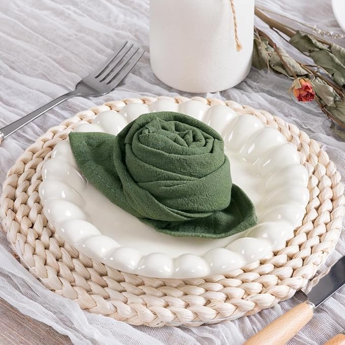 MLMC 8 Pack Olive Green Cloth Napkins Rustic Washable Cotton Linen Napkins Set of 8 17"x17" Reusable Dinner Napkins Cloth for Wedding Party Gathering Decor