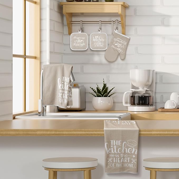 Sratte 6 Pcs Kitchen Decor Accessories Set Farmhouse Towels Pot Holders Oven Mitts Set 2 Dish Towels 2 Potholders 2 Cooking Mittens Oven Glove for Christmas Baking Cooking Supply(Beige,Kitchen)