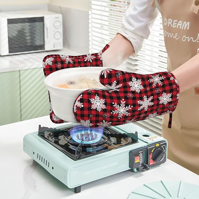 Red Black Buffalo Plaid Oven Mitts and Pot Holders Set, 4pcs Winter White Snowflakes Christmas Silicone Oven Glove for Kitchen Heat Resistant Oven Mitts and Potholders Non-Slip for Cooking