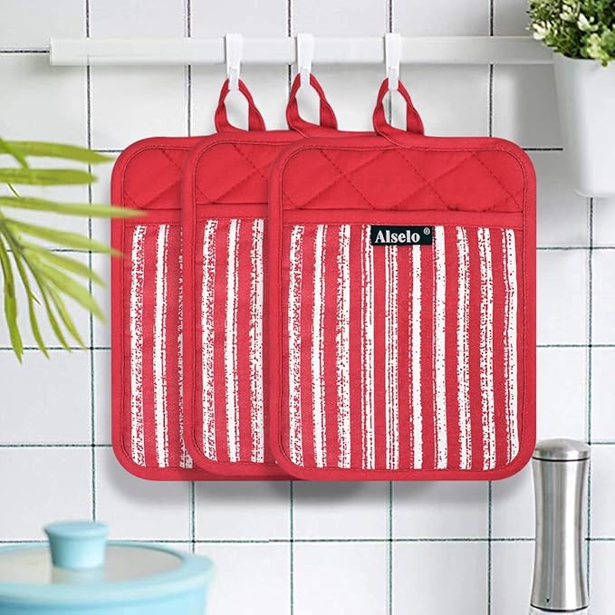 Alselo Silicone Pot Holders Set of 3 Heat Resistant & Non Slip Potholders, Professional Oven Hot Pads with Pockets Mitts for Kitchen Cooking Baking Barbecue (3, Red)