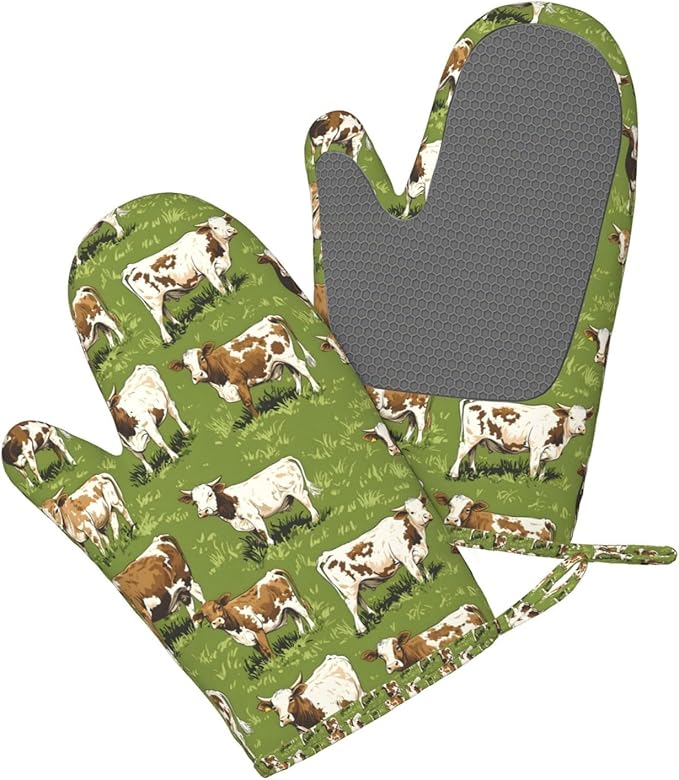 Farm Cow Silicone Oven Mitts Set of 2, Heat Resistant up to 500°F, Kitchen Oven Gloves with Non-Slip Grip and Soft Cotton Lining for Baking, Cooking and BBQ