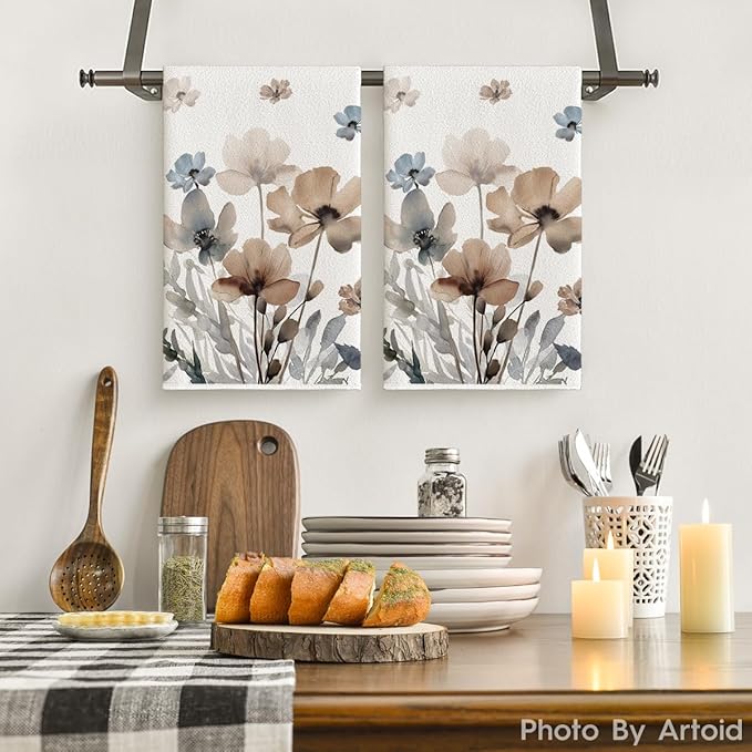 Artoid Mode Brown Poppy Floral Leaves Spring Kitchen Towels Dish Towels, 18x26 Inch Seasonal Summer Decoration Hand Towels Set of 2