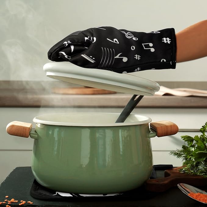 Leinuosen 8 Pcs Music Note Kitchen Decor Accessories Set Farmhouse Towels Oven Mitts Pot Holders Dishcloths Set Kitchen Decorative Absorbent Potholders for Chef Baking Cooking