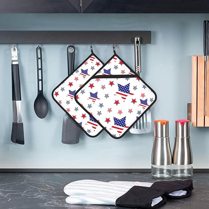 Christmas Potholders,4Th of July Patriotic Pot Holder Set Blue Stars Strip Kitchen Decor Cooking Heat Resistant Hot Pads for BBQ Baking Grilling(8"x8")