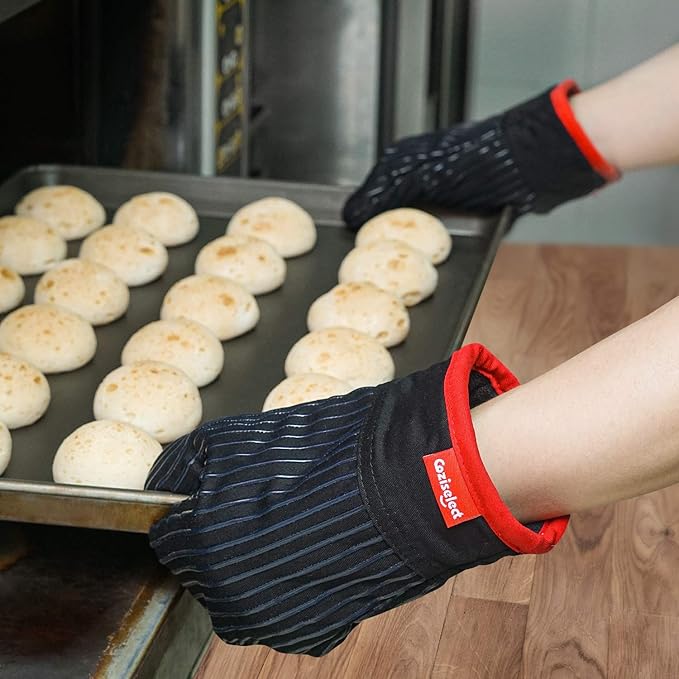 Oven Mitts and Pot Holders Set, Cooking Mitts, Heat Resistant Cooking Mitts and Pot Holders, Silicon Oven Gloves Set for Kitchen, Pure Cotton and Terrycloth Lining, Black, 4 Pcs Set