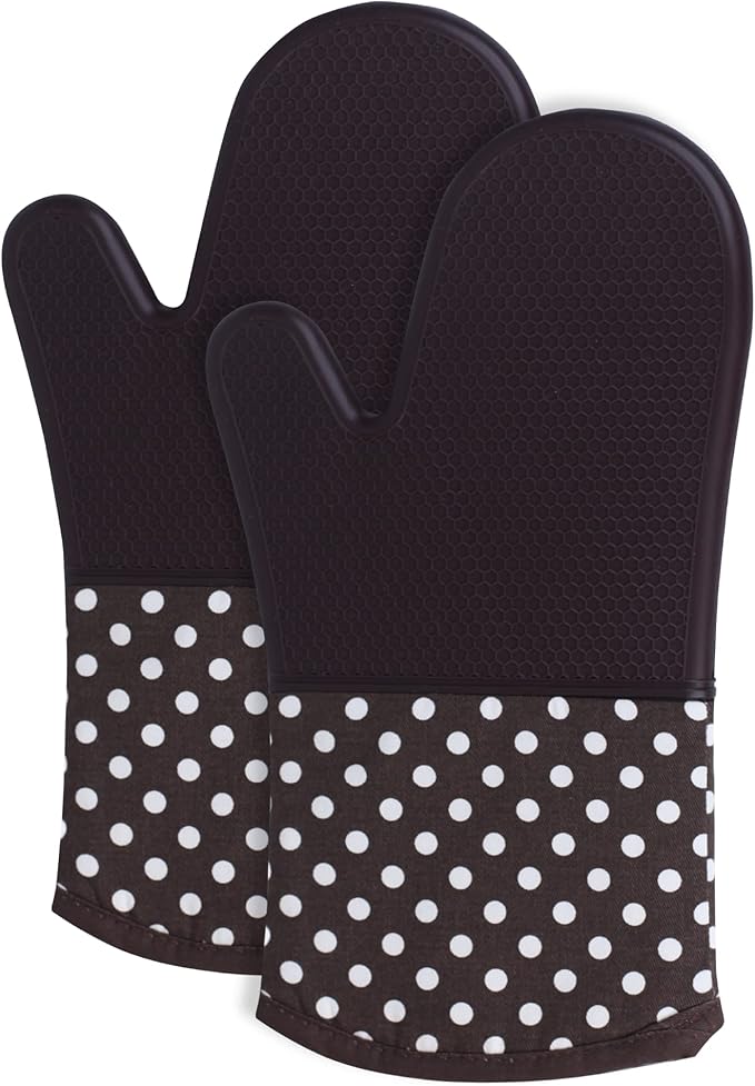 Amruta Pair of Silicone Shell Oven Mitts, 2 Pieces Heavy Duty Baking Kitchen Mitts for BBQ Microwave Stove, Heat-Resistant up to 500F, Oven Glove with Silicone Textured Grip (13 x 7.5 in, Coffee)