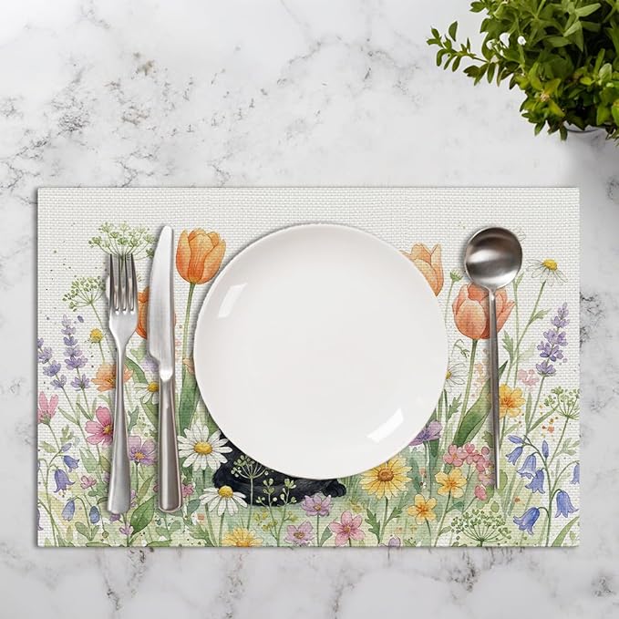 Black Cat Placemats Set of 4, Spring Floral Watercolor Table Mats for Outdoor Home Party Kitchen Dining Decor, Washable Non-Slip Heat Resistant Linen Fabric Rectangle Place Mats, Cute Cat Lover Gifts